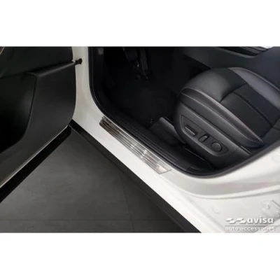 Abbildung von Edelstahl Einstiegsleisten kompatibel mit Mazda CX 60 (KH) 2022 &#039;Lines&#039; 4 teilig