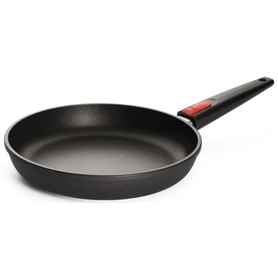 Abbildung von WOLL Made in Germany Bratpfanne &quot;Nowo Titanium&quot;, Aluminiumguss, (1 tlg.), nicht induktionsgeeignet,