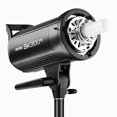 Abbildung von Godox SK300II Studioblitz mit integriertem 2.4G Wireless X System