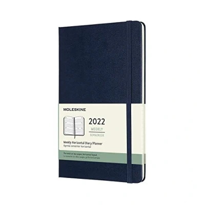 Abbildung von Moleskine Wochenkalender 2022, 12 Monate Wochenplaner, horizontal, fester Einband, Format Groβ 13 x 21 cm, Farbe Scharlachrot, 144 Seiten