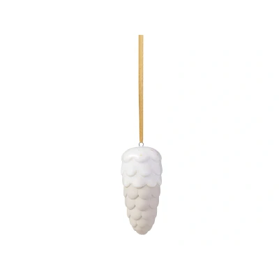 Abbildung von Villeroy &amp; Boch Winter Glow Ornament Tannenzapfen 9cm