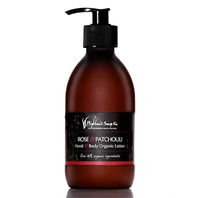 Abbildung von The Highland Soap Company Rose &amp; Patchouli Hand Body Lotion 300 ml