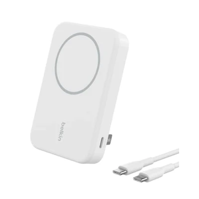 Abbildung von Belkin BoostCharge Pro Kabellose Powerbank 8.000 mAh mit Qi2, MagSafe kompatibles tragbares Ladegerät integriertem Ständer für iPhone 16, 16 Plus, Pro, Max, 15 usw. Weiß