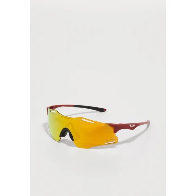 Abbildung von Oakley Cybr Zero (Prizm 24K) Rot One Size