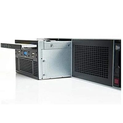 Abbildung von HPE DL38X Gen10 Universal Media Bay Kit (826708 B21)