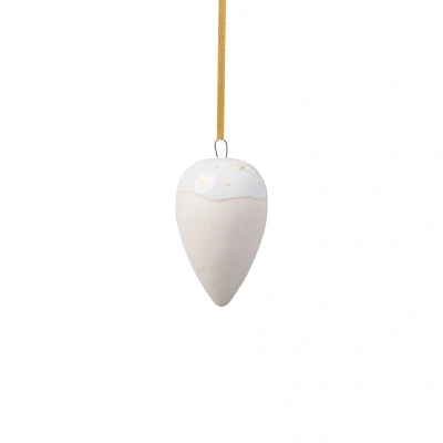 Abbildung von like Villeroy &amp; Boch Winter Glow Ornament Tropfen