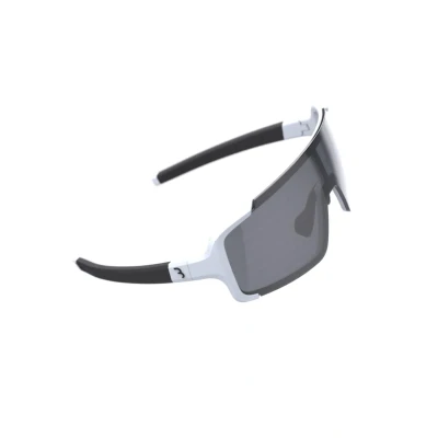 Abbildung von BBB Cycling Fahrradbrille Chester MLC Unbreakable Grilamid Nasenstück Gummi Verstellbares Bügelkappen Fahrradzubehör Weiß