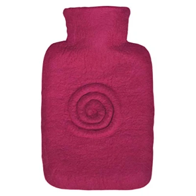 Abbildung von Wärmflasche Klassik 1,8 l mit Filzbezug Spirale Beere