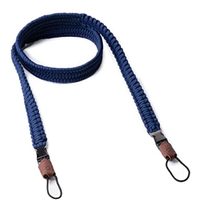 Abbildung von C Rope Kameragurt THE TRAVELER handgeflochten aus Paracord, Schultergurt mit Schnellverschluss, 100cm, Navy Blau