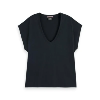 Abbildung von Scotch &amp; Soda Damen T Shirt Core Slub V Neck Shirt, Weiß,XS