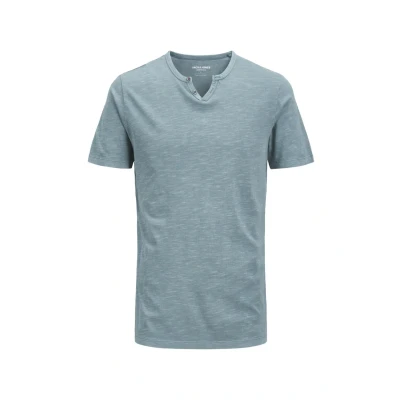 Abbildung von JACK&amp;JONES JJESPLIT Neck Tee SS NOOS