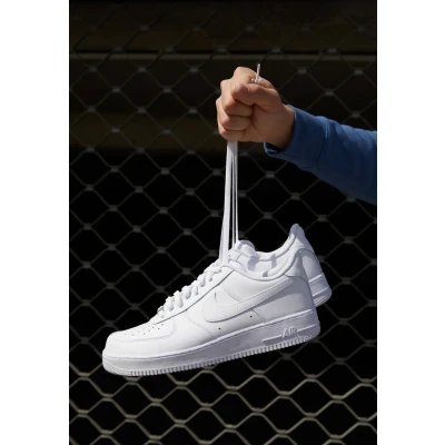 Abbildung von Nike Sportswear AIR Force 1 &#039;07 Sneaker low, Damen, Größe: 36, White Leder