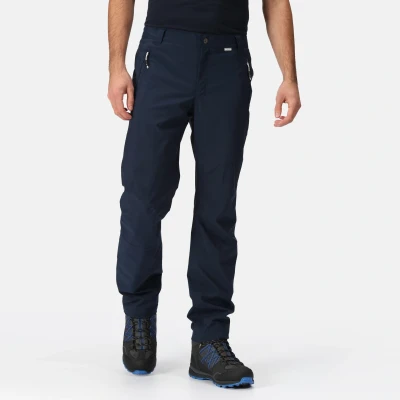 Abbildung von Regatta Dayhike IV wasserdichte Herren Wanderhose. Marineblau