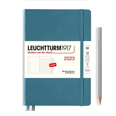 Abbildung von LEUCHTTURM1917 365887 Wochenkalender &amp; Notizbuch Medium (A5) 2023, 12 Monate, Stone Blue, Englisch