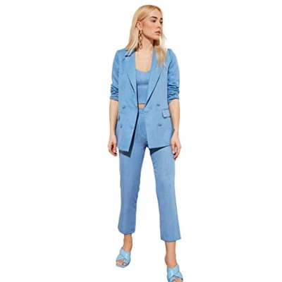 Abbildung von Trendyol Damen Blå knap detaljeret boble jakke Blue Button Detailed Blazer Jacket , Blau, 42 EU