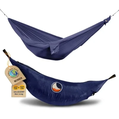 Abbildung von Ticket to the Moon Fallschirmhängematte King Size Navy Blau Hängematte Outdoor mit 320 x 230 cm &amp; nur 700 g leichte einfachem Aufbau aus Nylon Original seit 1996