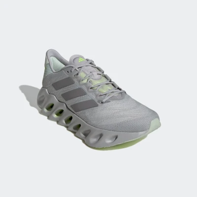 Abbildung von adidas Performance Sneaker &quot;ADIDAS SWITCH FWD 2&quot;