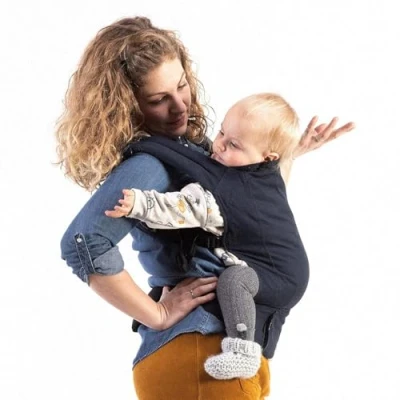 Abbildung von Boba Babytrage Classic Carrier Babytragetasche im Rucksack Stil Tragen Sie Ihr Kind auf dem Bauch wie auch Rücken, für Babies ab 3kg bis zu Kleinkindern 20kg (Navy)
