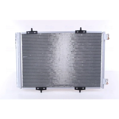 Abbildung von NISSENS 940055 Klimakondensator mit Trockner Aluminium 557 R 134a PEUGEOT: 207 Schrägheck, CC, 208 I CITROËN: DS3 Schrägheck kfzteile,