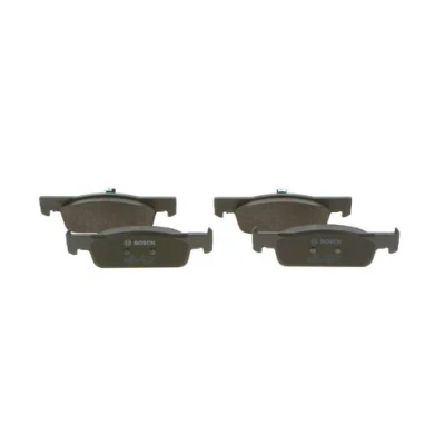 Abbildung von BOSCH 0 986 494 661 Bremsbelagsatz Low Metallic mit Anti Quietsch Blech, Kolbenclip SMART: Fortwo III Coupe, Cabrio kfzteile,