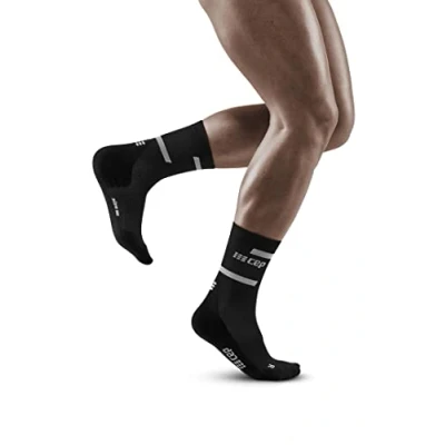 Abbildung von CEP Compression MID CUT THE RUN Sportsocken, Herren, Größe: 40 42, Black