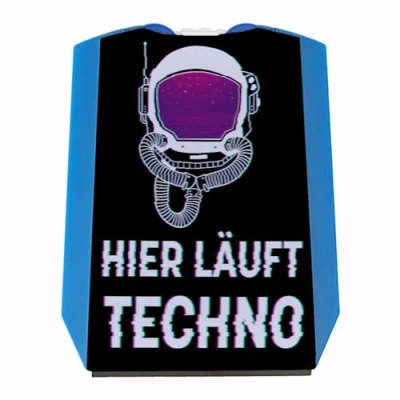 Abbildung von Hier läuft Techno Parkscheibe für Technofans mit 2 Einkaufswagenchips witzige Parkuhr deiner Musikrichtung das Auto als Geschenk zum Führerschein
