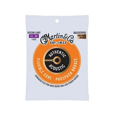 Abbildung von C.F MARTIN &amp; CO MA535 Custom Light Saiten, Bronze, 11 52, 3er Pack.