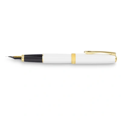 Abbildung von Diplomat Excellence A2 Pearl White GT FP M