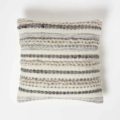 Abbildung von Homescapes Kelim Kissen FYN grau weiß gestreift, Sofa 45x45 cm, Boho mit Füllung