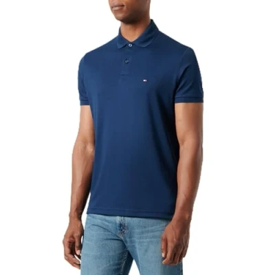 Abbildung von TOMMY HILFIGER Herren Liquid Cotton Polo MW0MW35585 Essential Reg Poloshirt aus flüssiger Baumwolle, Blue (Night Sky), L