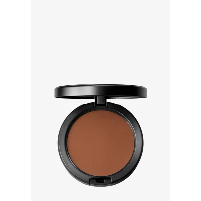 Abbildung von MAC Cosmetics Studio Fix Powder Plus Foundation NW55