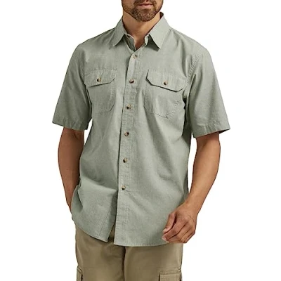 Abbildung von Wrangler Authentics Herren Short Sleeve Classic Woven Shirt Hemd, Sea Spray Chambray, XX Large
