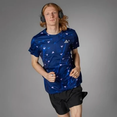 Abbildung von adidas Men&#039;s Run It Brand Love Tee T Shirt, Dark Blue, S