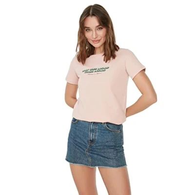 Abbildung von Trendyol Damen Regular Standard Rundhals Knit T shirt Hemd, Puder, M EU
