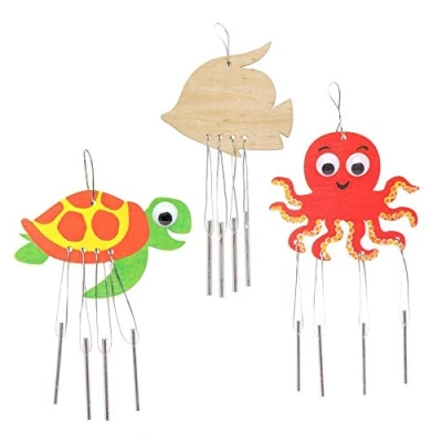 Abbildung von Baker Ross FE232 Sealife Windspiele aus Holz, 4 Stück, zum Dekorieren und Personalisieren für Kunst Bastelaktivitäten