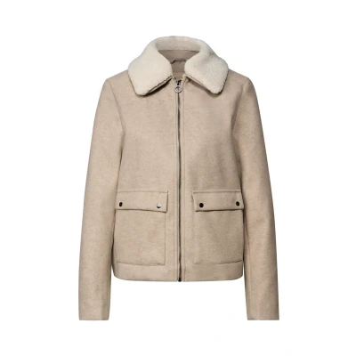 Abbildung von Street One Damen 2115350 Jacke mit abnehmbarem Kragen, Soft Sand Mel, 44
