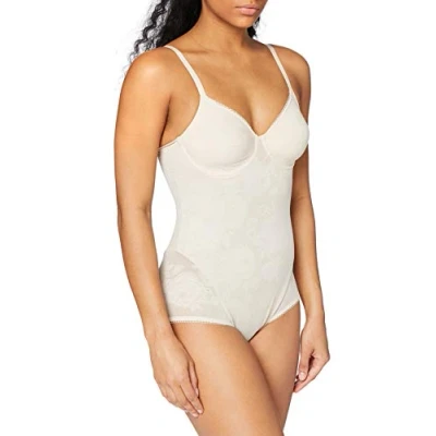 Abbildung von Triumph Medium Shaping Body BSW Nude beige 90E