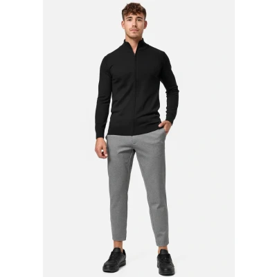Abbildung von Indicode Herren Lau Strickjacke mit Stehkragen aus 80% Baumwolle Cardigan für Männer Black S