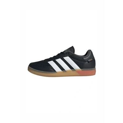 Abbildung von adidas Performance Spezial Trainingsschuh, Größe: 36 2/3, Core black chalk white lucid red Schuhe