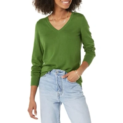 Abbildung von Amazon Essentials Damen Leichter, Langärmeliger Pullover Mit V Ausschnitt, Klassischer Schnitt (Erhältlich In Übergröße), Grün, S