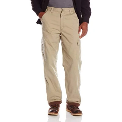 Abbildung von Wrangler Authentics Herren Cargohose mit Fleece gefüttert, British Khaki Twill, 36W / 34L