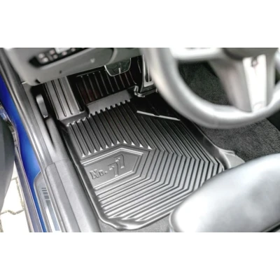 Abbildung von FROGUM No. 77 77427280 Fußmattensatz Gummi vorne und hinten 4 schwarz Maßgefertigt PEUGEOT: 3008 II SUV