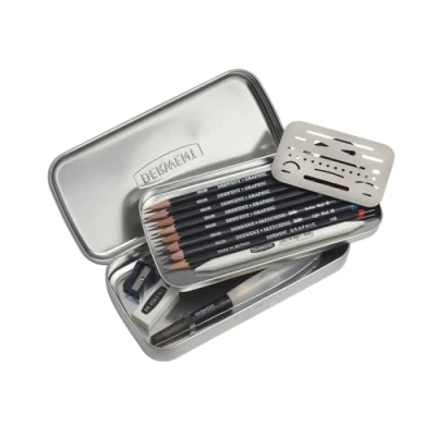 Abbildung von Derwent Line &amp; Wash Sketching Set, Skizzierset, Zeichenset, Enthält 6 Graphit Zeichenstifte, 2 Wasserlösliche Stifte Zubehör, Professionelle Qualität, 2302162 14 teiliges Set