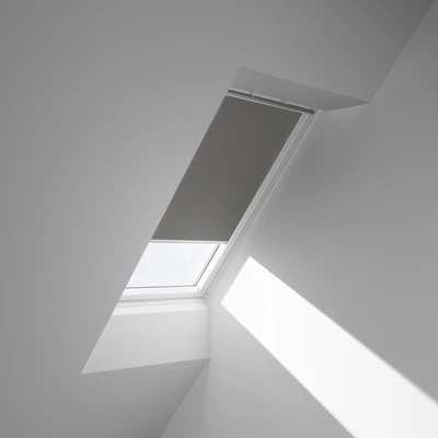 Abbildung von VELUX Verdunklungsrollo &quot;DKL MK04 0705SWL&quot;, verdunkelnd, Verdunkelung, ohne Bohren, in Führungsschienen, weiße Führungsschienen &amp; Griffleiste