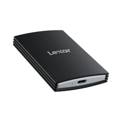 Abbildung von Lexar Armor 700 Portable SSD 2TB, bis zu 2000MB/s Lesen und Schreiben USB 3.2 Gen 2x2, Externe IP66 Wasser Staubschutz, kompatibel mit Mac/PC, iPhone 15 Pro, Kamera (LAR700X002T RNBNG)