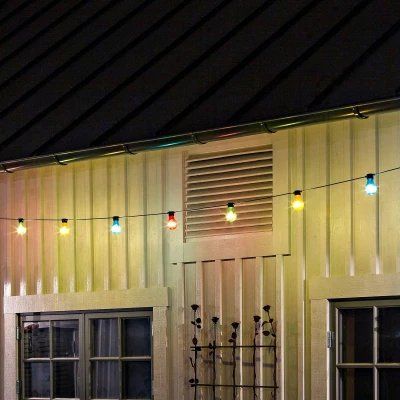Abbildung von Lichterkette Biergarten 10 bunte LED Birnen