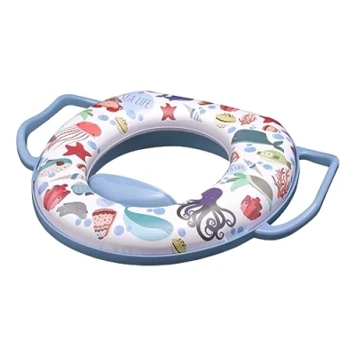 Abbildung von Lorelli Baby Toilettensitz mit Handgriff, 6 cm, weich gepolstert Spritzschutz aus Kunststoff