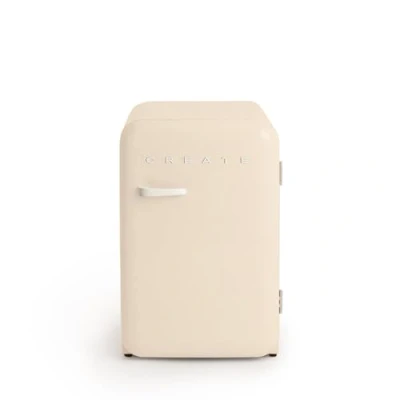 Abbildung von CREATE / RETRO FRIDGE 83.5 OFF WHITE/Kühlschrank in Cremeweiß, Griff Cremeweiß 98W, niedriger Verbrauch, 2 Ablagen, Temperaturregler, Flaschenhalter, 56x54x84cm