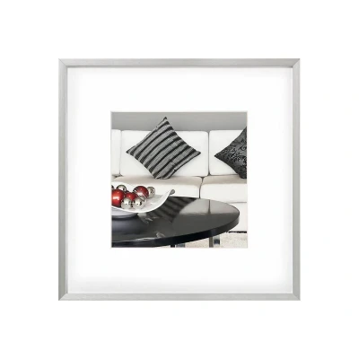 Abbildung von walther design Bilderrahmen silber 20 x cm Aluminium mit Passepartout, Chair Alurahmen AJ220S