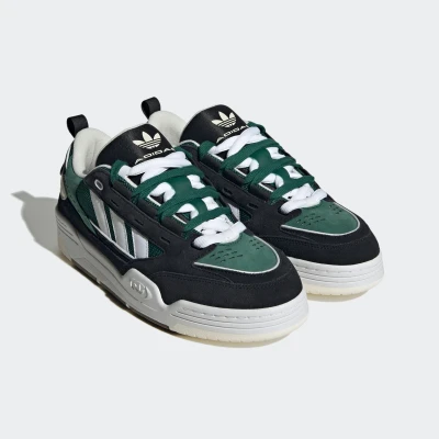Abbildung von adidas Originals ADI2000 Unisex Skateschuh, Größe: 44, Core black/footwear white/collegiate green Leder und textil